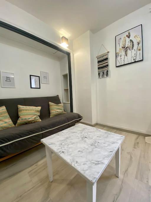 Jeanne D'Arc Apartment Rouen Exterior photo